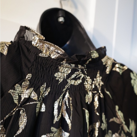 Black and Gold Floral Blouse - Picture 10 of 10
